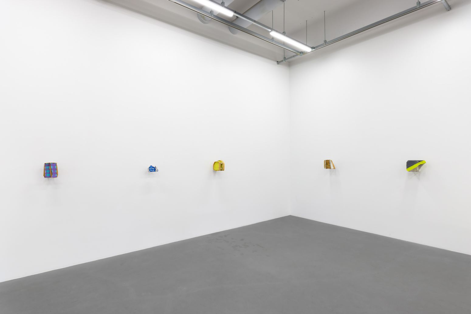 Leg — installation and artwork photograph 15, Photo by Shunta Inaguchi